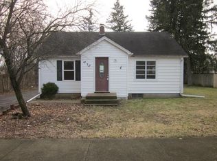 313 Grove St, Cherry Valley, IL 61016