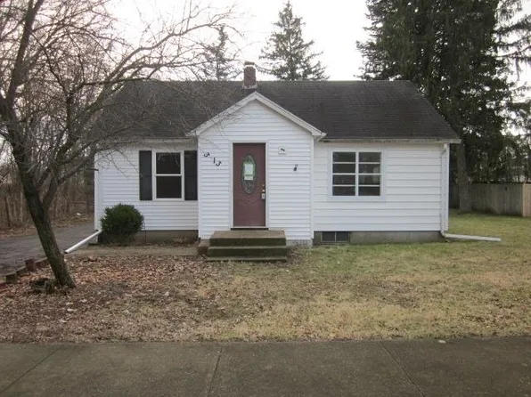 313 Grove St, Cherry Valley, IL 61016