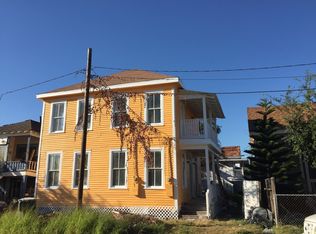 Comfortable 2 bedroom house in Galveston, Galveston, TX 77550