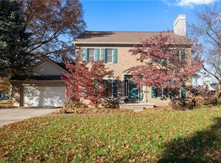 309 Highland Park Dr, Elyria, OH 44035