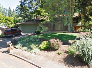 6740 Parkway Dr, Gladstone, OR