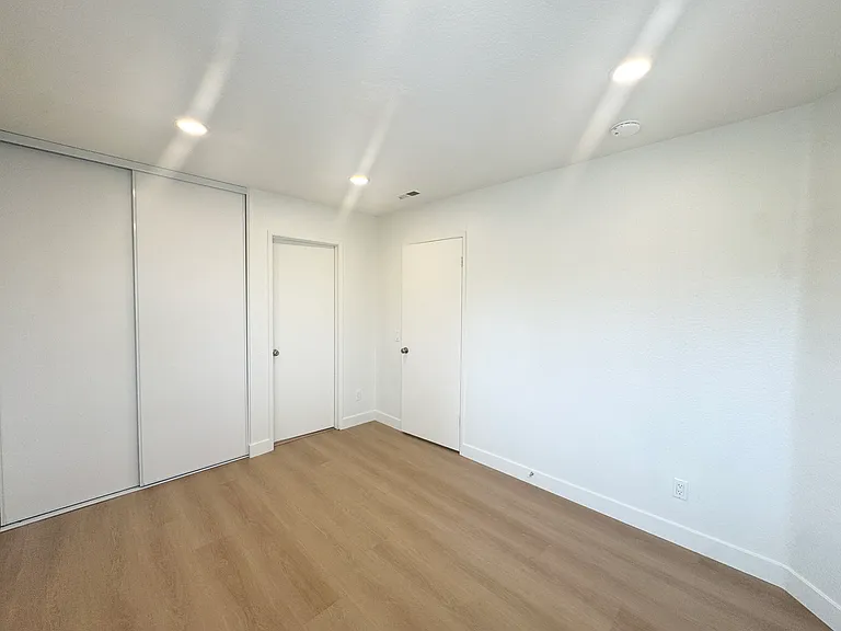 3413 Caseras Dr — Photo 24