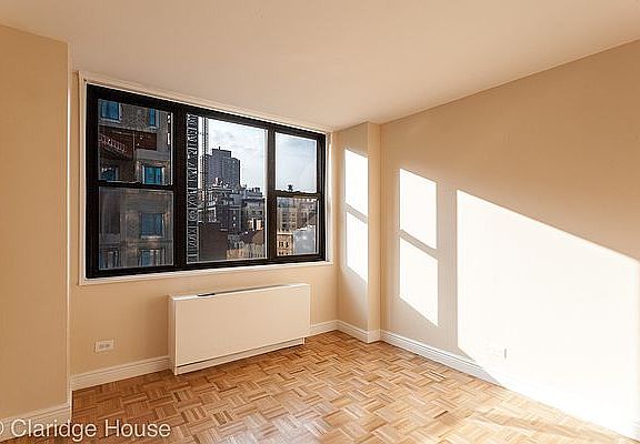 3rd image of 201 E 87th St APT 9G