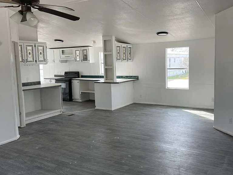 4205 Wilson Rd — Photo 9