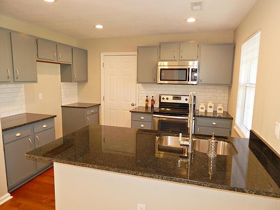 2nd image of 7725 Brickchase Ln