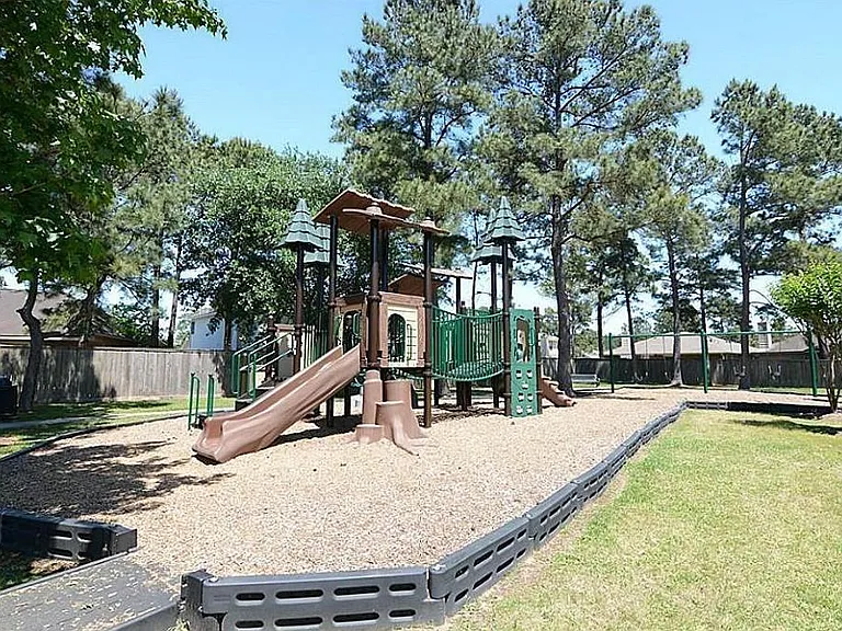 14502 Dakota Bend Dr — Photo 17