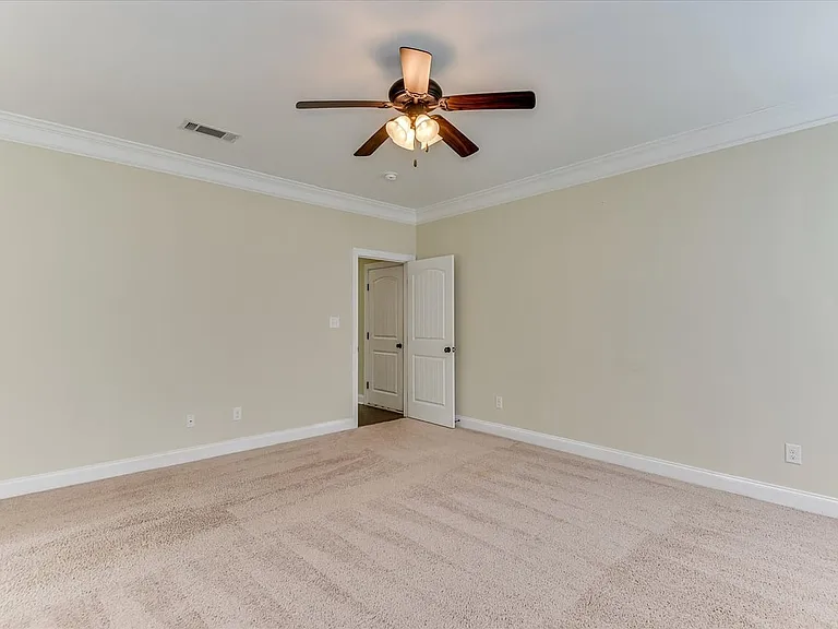 4215 Windslow Dr — Photo 23