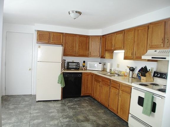 Entry into attached 1-car garage