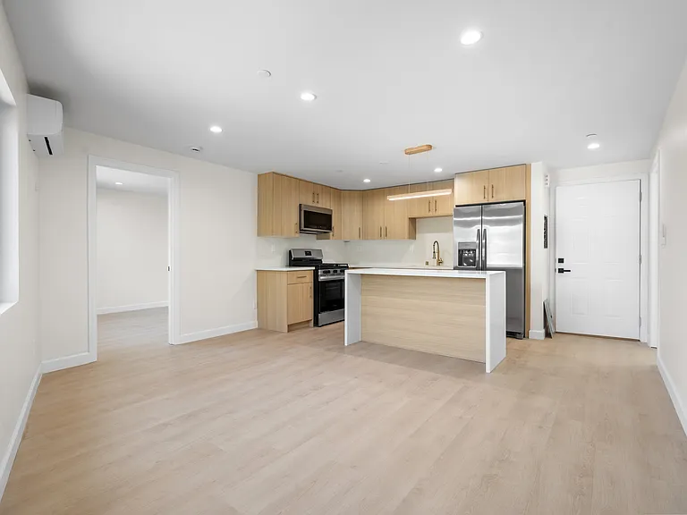 3301 S Beverly Dr #4 — Photo 5