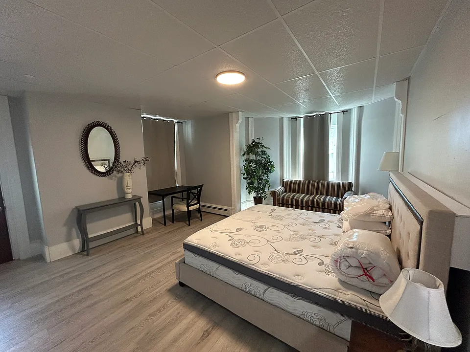 14 Northampton St #1F1