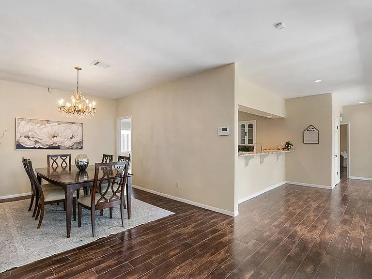 11423 Wickersham Ln — Photo 12