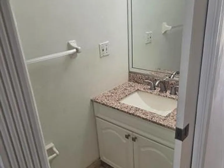 9187 Fontainebleau Blvd #Townhouse 419 — Photo 6