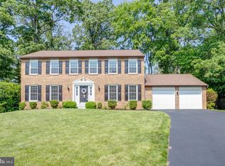 7114 Sterling Grove Dr, Springfield, VA 22150