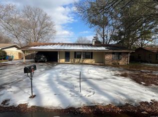 124 Shamrock Dr, Conway, AR 72034