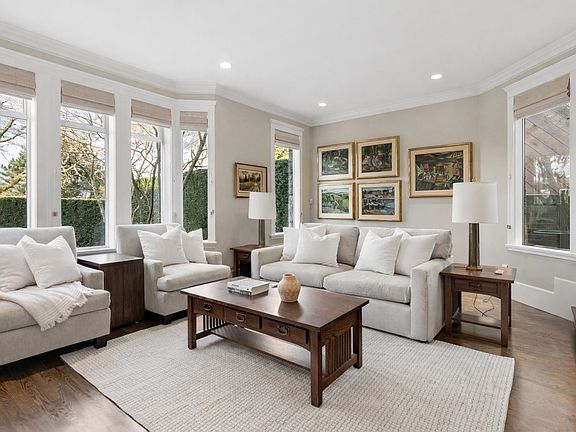 5th image of 2518 Point Grey Rd