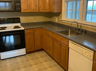 671 N Main St APT B, Doylestown, PA 18901