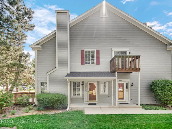 21 Windsor Cir Unit C, South Elgin, IL 60177