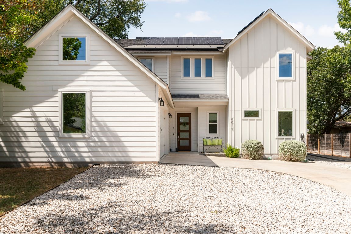 next background image