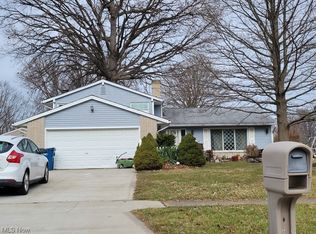 8031 Linden St, Mentor On The Lake, OH 44060