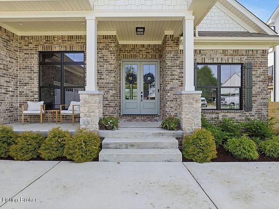 4th image of 6304 Leyton Ct