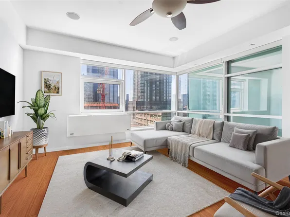 2415 Queens Plaza N #7A, Long Island City, NY 11101