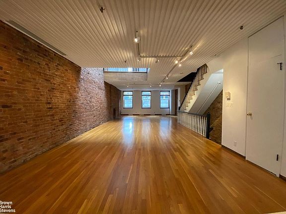 5th image of 1026A 3rd Ave #B