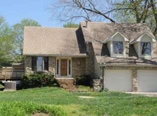1432 N 3rd St, Atchison, KS 66002