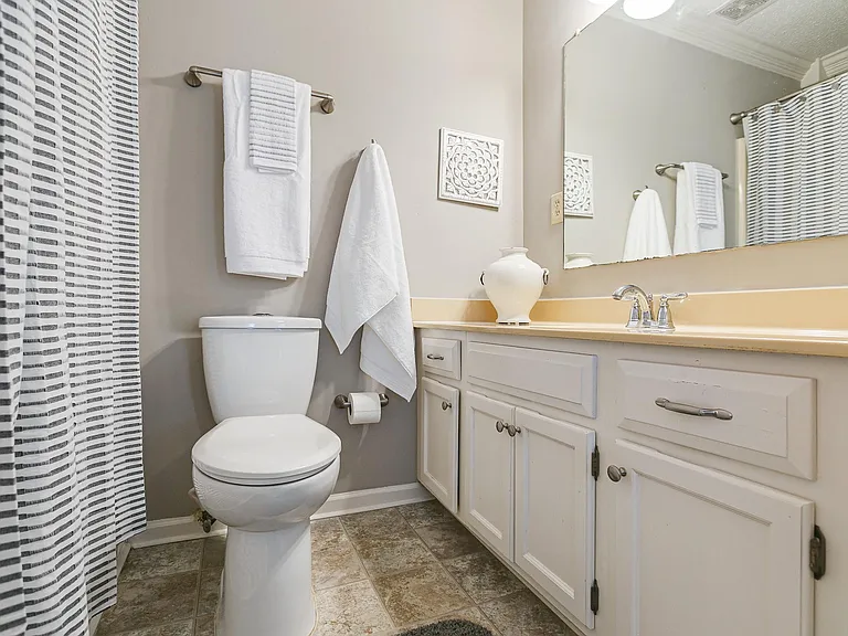 1312 Mallard Dr — Photo 12