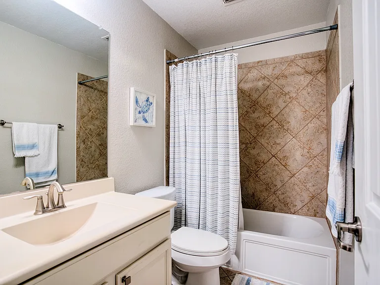 11720 Champion Creek Dr — Photo 19