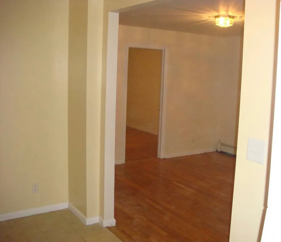 2 bed, $2,350 — Photo 3