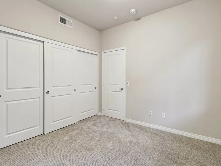 Costa Pointe Luxury 3-4 Bedroom Townhomes — Photo 59