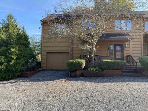 221 Deerfield Vlg Unit 61, Davis, WV 26260