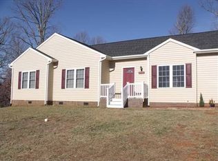 4772 Meadors Spur Rd, Moneta, VA 24121