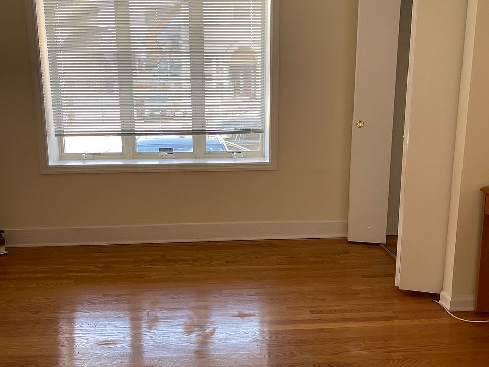 1st image of 203 Bay 28 St #1FPOP