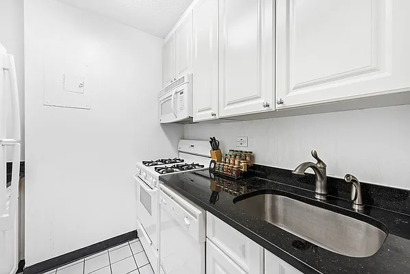 Rented by Corcoran | media 4