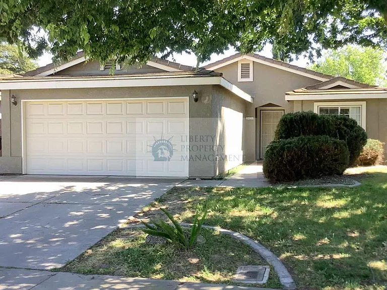 3920 Gatesville Ave — Photo 2