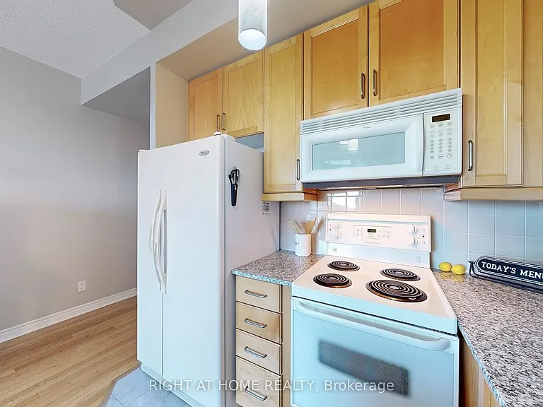 60 Byng Ave #1612 — Photo 13