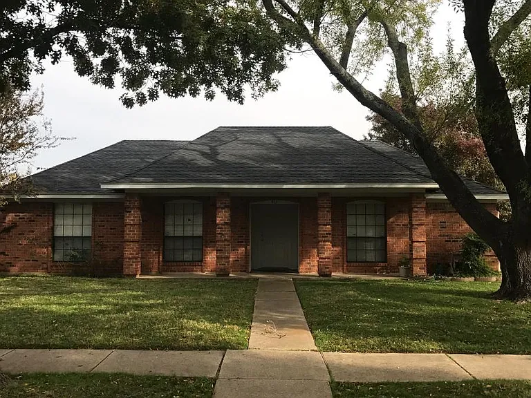 813 Filmore Dr — Photo 1