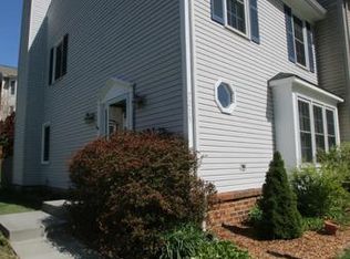 7215 Kousa Ln, Springfield, VA 22152