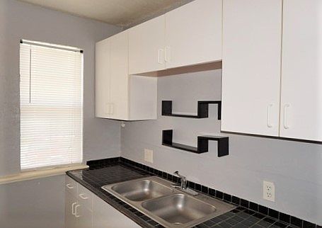 5th image of 3020 N Robinson Ave APT 3
