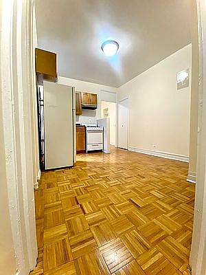 1st image of 516 E 79th St #4V