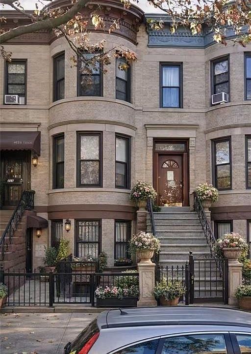 1st image of 462 63rd St