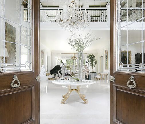 3rd image of 51 Beverly Park Way