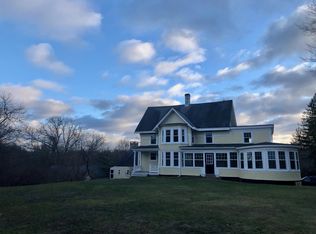 35 Carmichael Ln, Charlestown, RI 02813