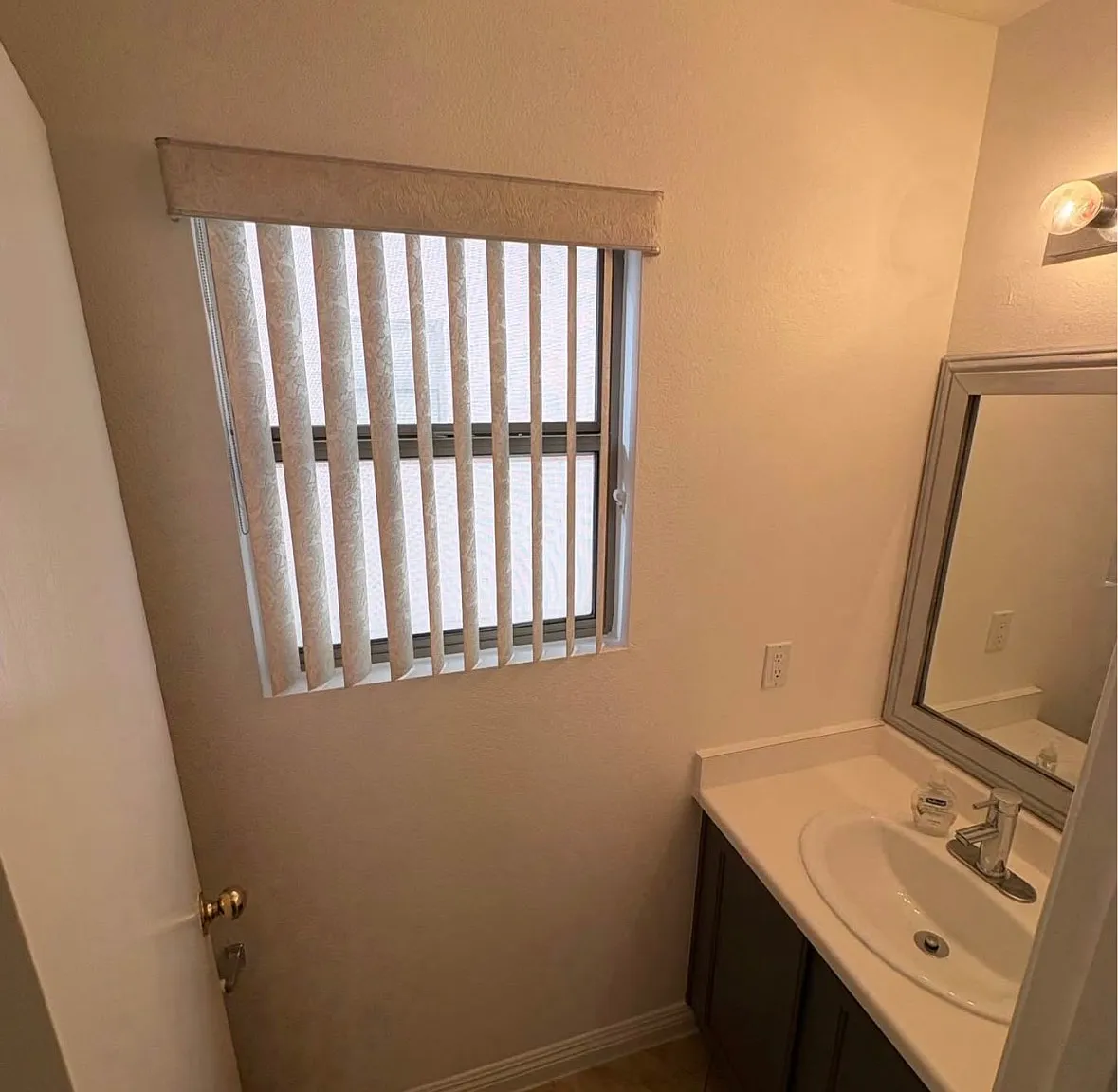 3 bed, 1462 sqft, $1,950 — Photo 4