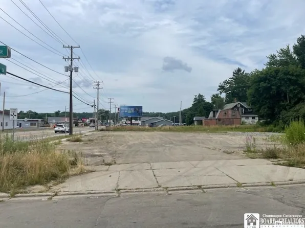 1410 Washington St #86, Jamestown, NY 14701