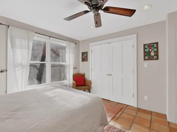 723 Gildersleeve St APT C, Santa Fe, NM 87505