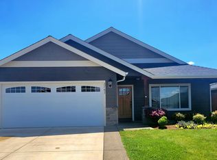 2767 Esther Ln, Grants Pass, OR 97527