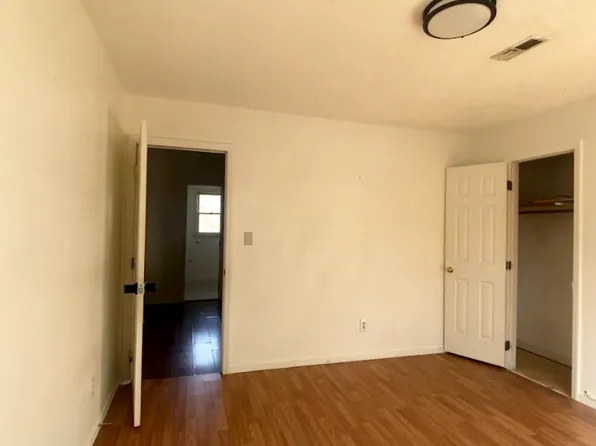 5509 Continental Way #E, Raleigh, NC 27610