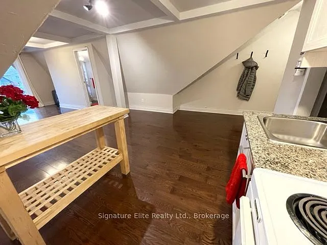 Studio, $1,800 — Photo 4